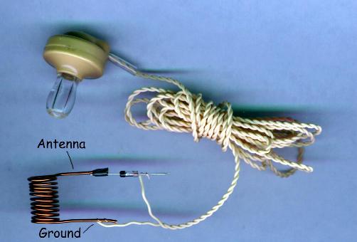 Simple radio with diode between antenna and earphone